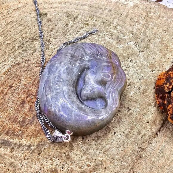 Nature Labradorite Carved Flashy Nine Tails fox On Moon Pendant Necklace - Picture 6 of 10